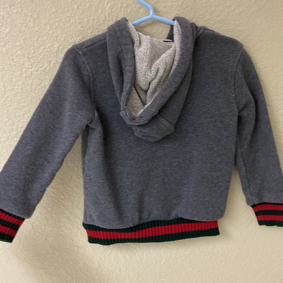 Grey Gucci sweater approximately 2T - Picture 2 of 2